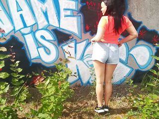 Friskcouple: Cô gái nóng bỏng làm tình bởi bức tường graffiti