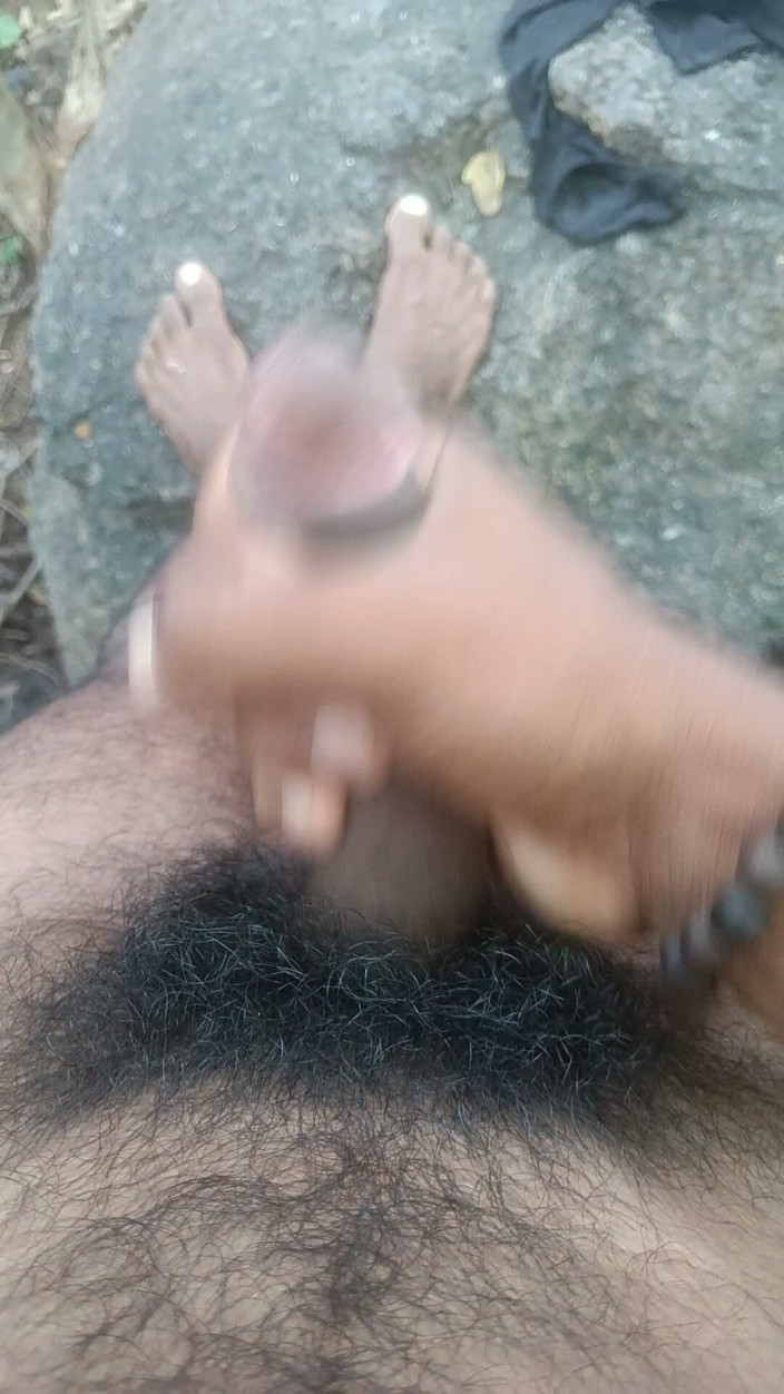 AURA THINGS: Gorący indyjski Desi Boy masturbuje się