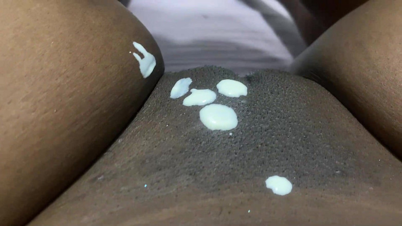 omairaberbatov: Extremo cu do vizinho me diz para transar com ela