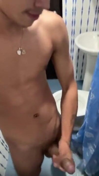 최고의 각도에서 자위하고 우유를 짜는 부끄러운 베네수엘라