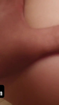 SisLovesMe - 巨乳のStepsisは、顔を洗っている間、彼女の義理の兄弟によって彼女のタイトな猫を中出しします