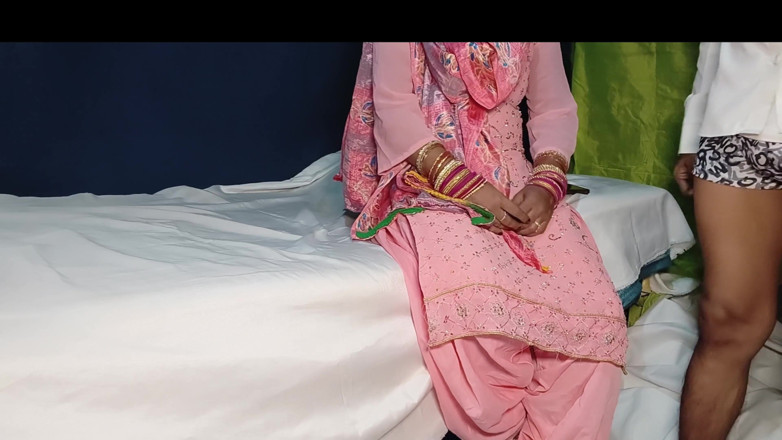 Desi step mom: Můj nevlastní bratrjoyed moji panenskou nevlastní sestru