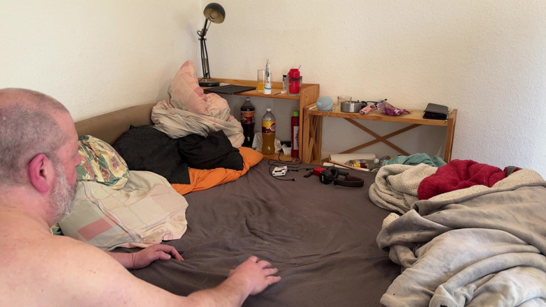 Qualzucht: Mega Orgasm in My Smelly Bed