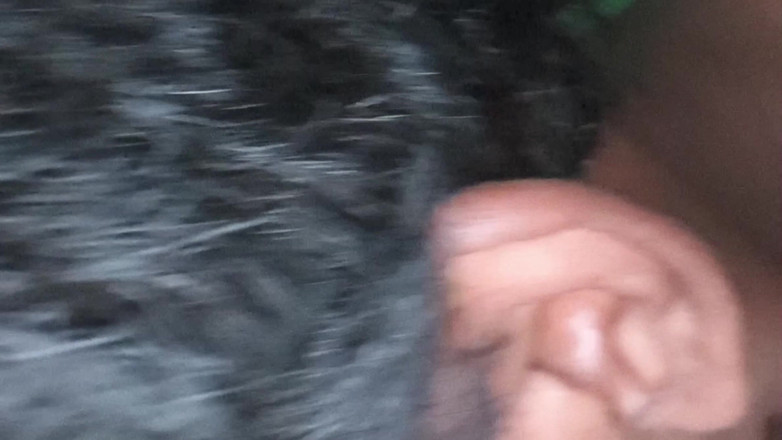 Sa123bh: Hete Desi zuigt 2 lul in de kamer