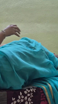 Sexy Body Desi Wife in Red Blouse & Saree Missionary and Doggy Style Pussy Creampie Fucking