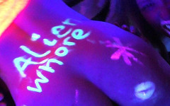 Red Heaven Media: 외국인 레즈!