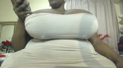 Legendary Booty Overdose: Vollbusige bBW stripteaseen und mit vibrator necken