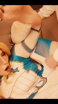 Sue Storm l-a surprins pe Reed uitându-se la fotografii explicite cu Emma Frost - Moliyredwolf