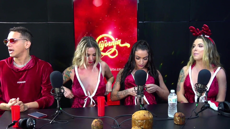 California TV: Pagode Da Ofensa - Speciale Natale 2021