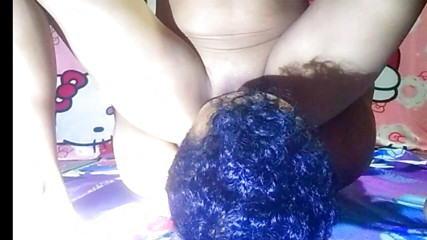 Karinsyantika: Amcığımla arkadaşımın kocasının yüzüne oturdum