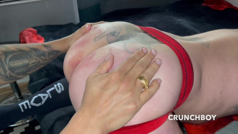 GAY USED RAW BY STRAIGHT BOY CURIOUS: Tony Hiro की पोर्नस्टार Viktor rom द्वारा जोरदार चुदाई