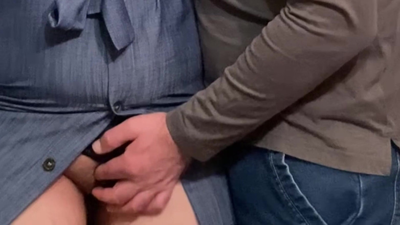 PriyaNaavya: Perv nevlastní bratr tře moji kundičku v metru