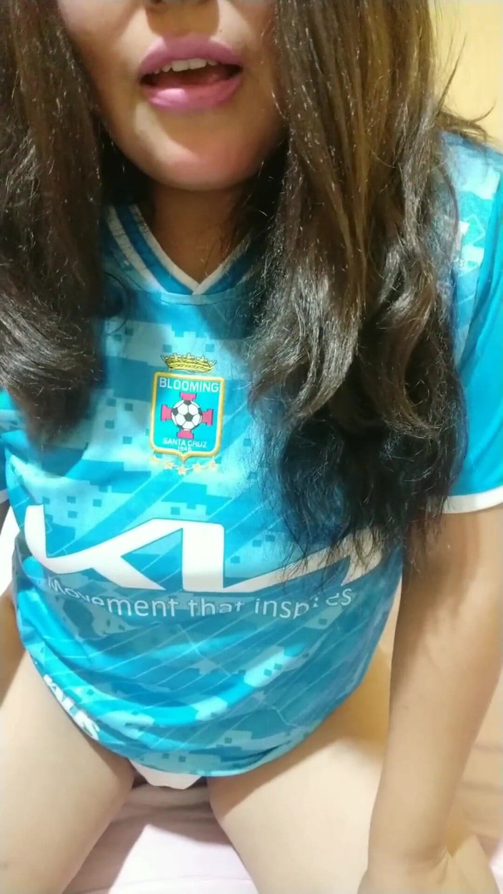 Carla Villalobos: Pengakuan Apa yang Saya Buat Di Bilik Air Awam Dengan...