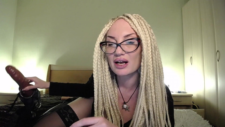 BadAssBitch: Odwróć cię od prosto