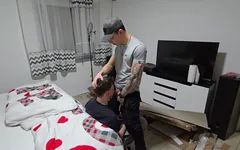 It Ended with a Hot Bareback Fuck and Cum on the Twink´s Ass
