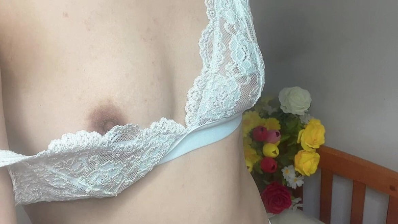 sweethanajapanese: Tiny Bunny Hana dengan pepek berbulu, pantat kecil tubuh kecil...