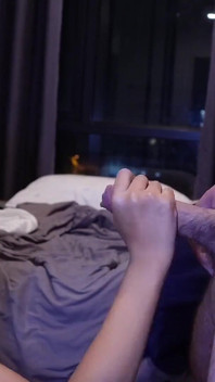 Obrovský výstřik na obličej 18leté thajské amatérky