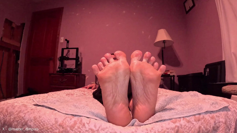 Mr Dimples: Goon do My Tłuste Podeszwy - Tłusta Stopa JOI