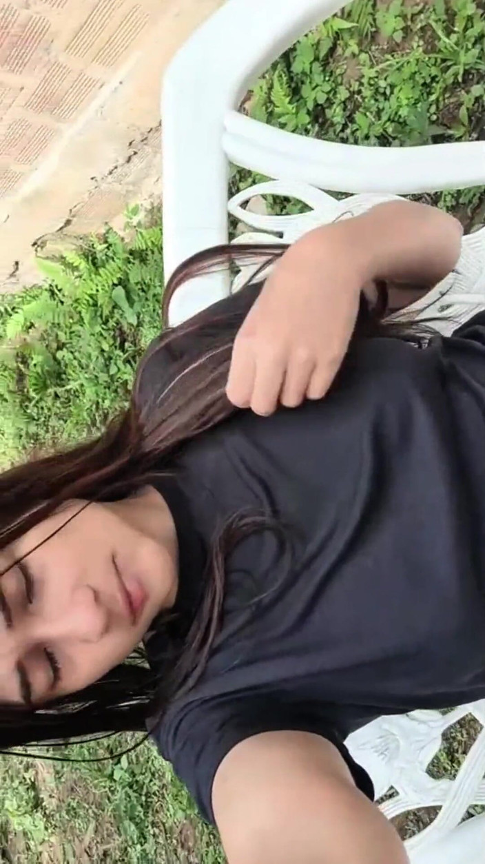 Yulieth Gomez: Pelakon lucah Yulieth Gomez melancap