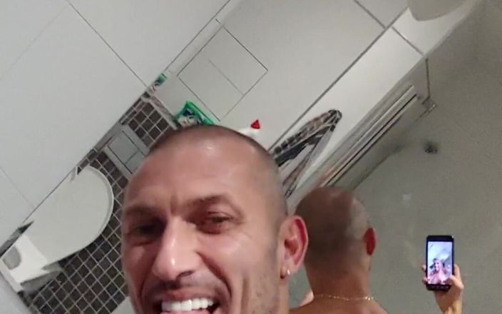Boy jerking off: Boy jerking off
