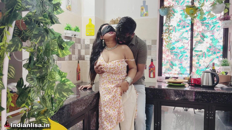IndianMyra07: Abang tiri nampak adik tiri berkongkek dengan teman lelakinya