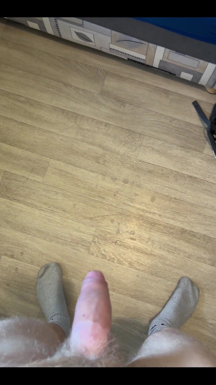 Johnny69227: Horny Twink Needs To Release!