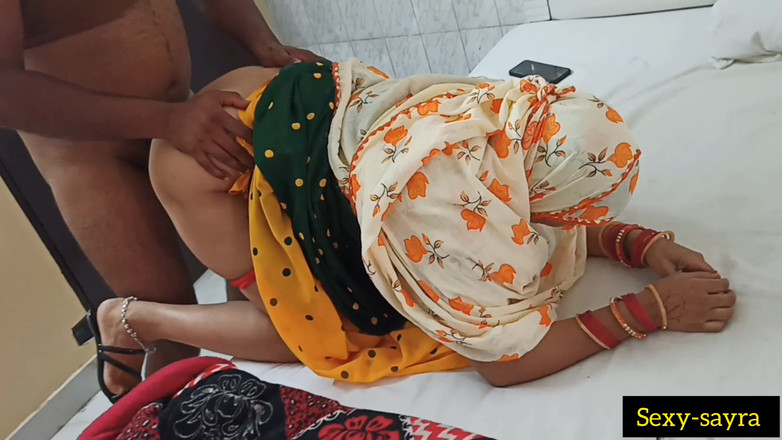 Sexy-sayra: Bạn của chồng đụ tôi trong phòng của anh ấy