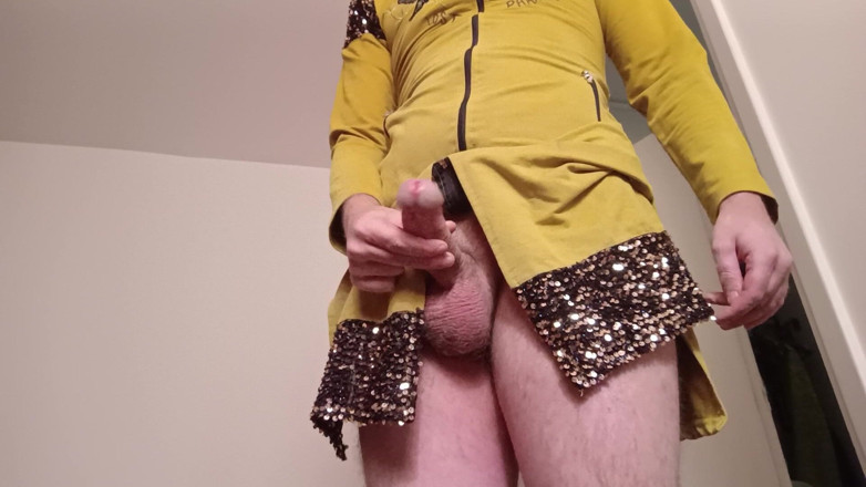 Ed Eden: gaun kuning