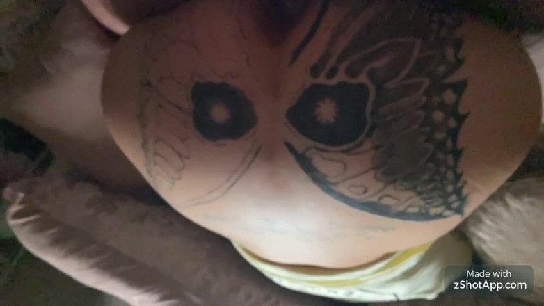 MzKiTTy91: Tout en levrette avec une MILF PAWG à gros cul