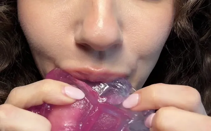 SavvyStar: Waffles Asmr Mouth Sounds Tingles Spit Sounds Fetish