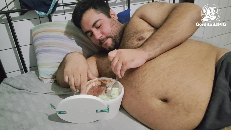 Gordito33PIG: Fett, Eiscreme und Sperma