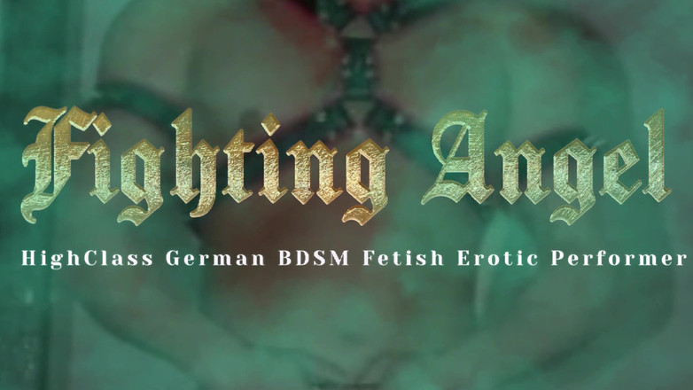 FightingAngel: Cewek sange ini lagi asik muasin lubang pantatku pakai dildo...