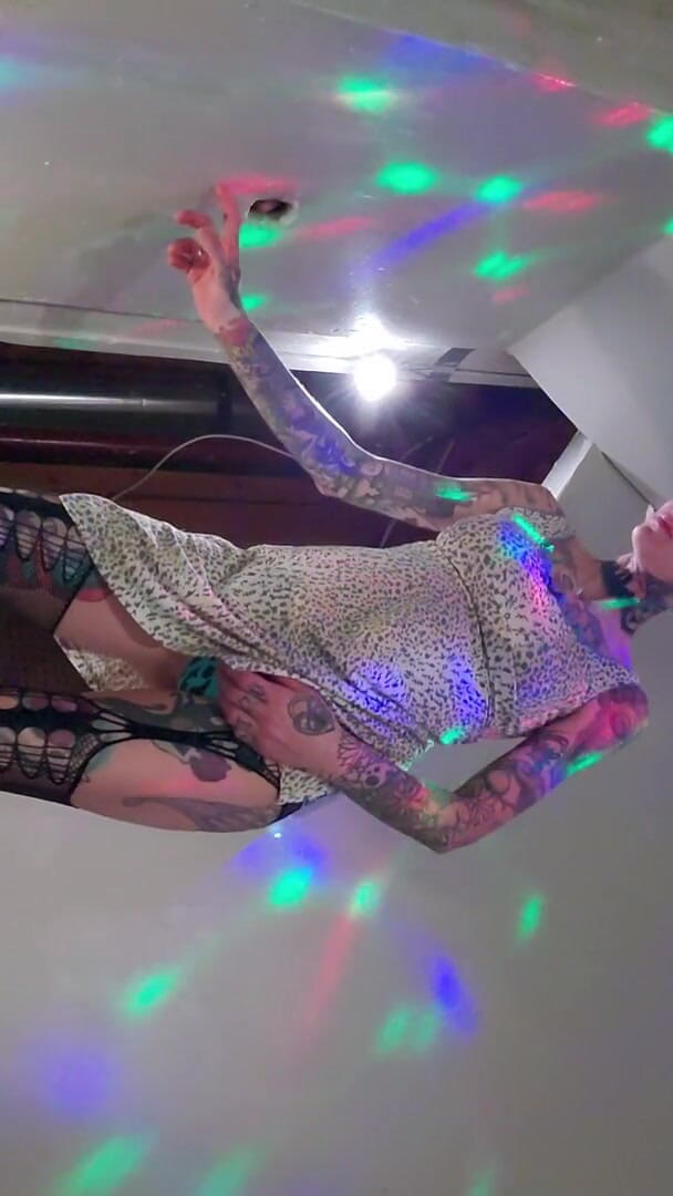 JennieLynn: Gloryhole-spielzeit