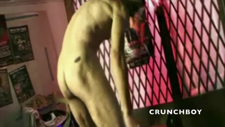 Crunch Boy: Tvrdý sex s chlupatým klukem v plavbě v zákulisí - v...
