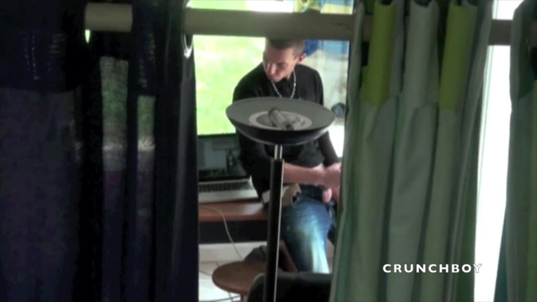 STRAIGHT BOY CURIOUS: Ромео відсмоктаний гетеросексуальним допитливим Джоном