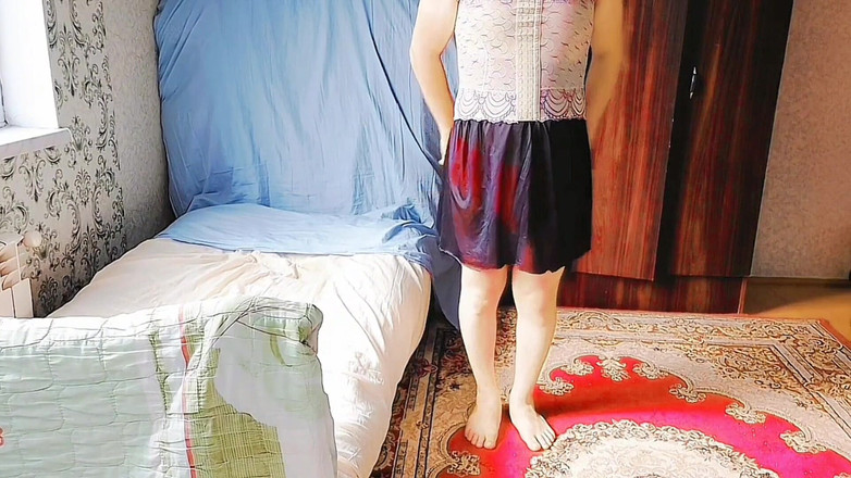 Kitty_Cross: Schön in Pink: entzückende crossdressing-Styles zum Vorbeischnallen!