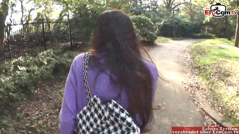 EroCom: Hairy japanese Teenage Girl pick up at the street