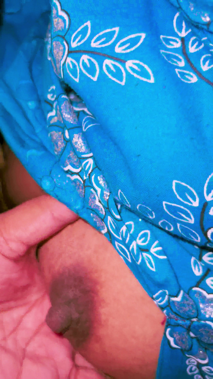 taslima81: Bangladeshi quente indiana esposa corpo inteiro assistindo grande rabo anal...