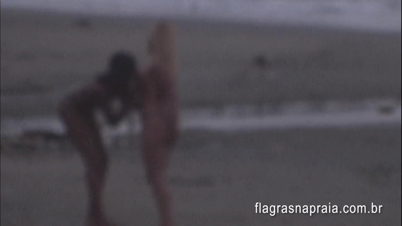 Amateurs videos: Moje žena je poprvé s jinou ženou na pláži