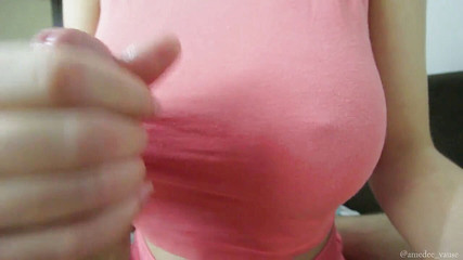 Amedee Vause: Pink top titjob- state cercando il titjob perfetto per sborrare...