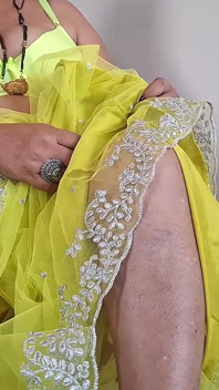 Taboobreakers Shilpa în sari de culoare lămâie