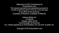 Emily Addison: Начинка в панчохах 2 за участю Емілі Аддісон