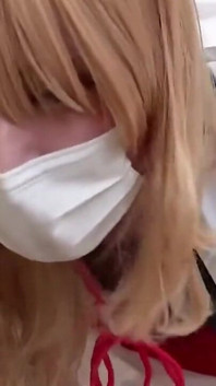 Жорсткий штовх у Creampie Frezy. Wild Gyaru Pleasure з безперервною дією поршня