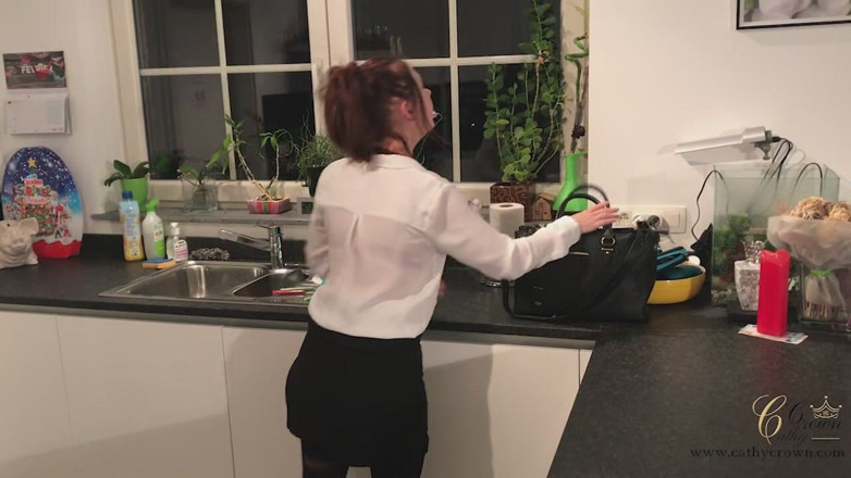 Cathy Crown Production: The Bourgeoise Jerks off Her Ass After Work