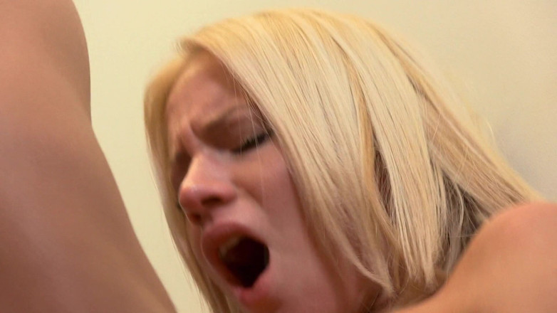 Pure XXX Hardcore: Blonde secretary Kiara Lord gets banged by Bruce Williams