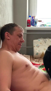 Tipul a păcălit o fată cu pula să facă sex