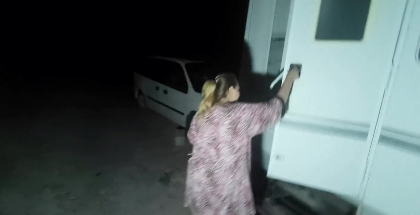 ScaninForFun: Fuckin in a sleezy rv