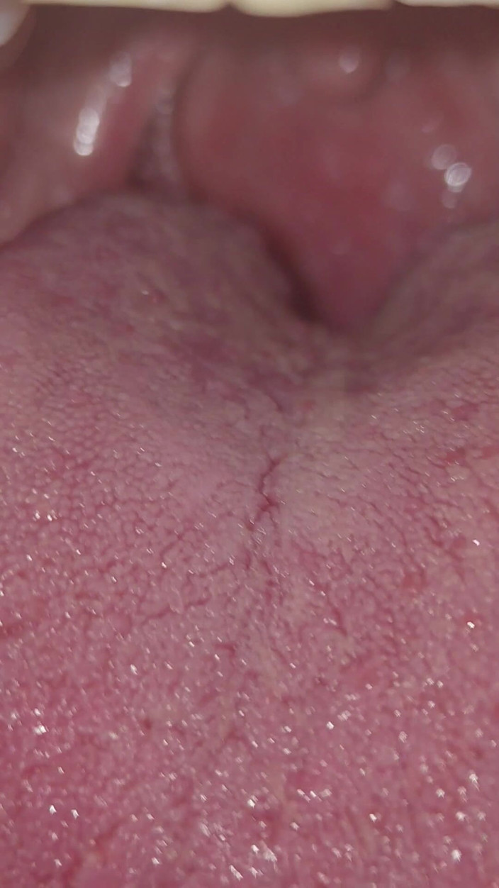 AngYourDirtyCanadian: Uvula plagen: extreme orale close-up