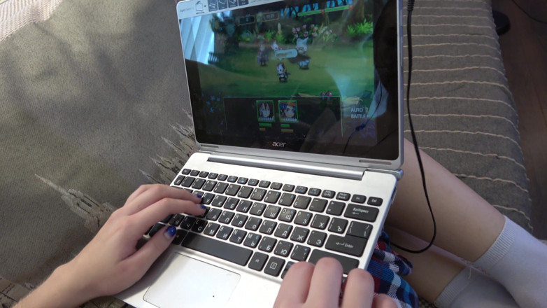 Peaches and Bananas: Redhead gamer girl