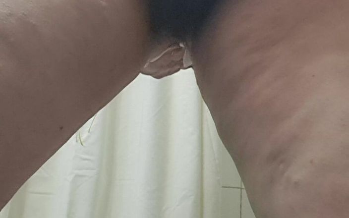 Mommy big hairy pussy: Stepmother Cleaning the Pussy, It Was Dirty